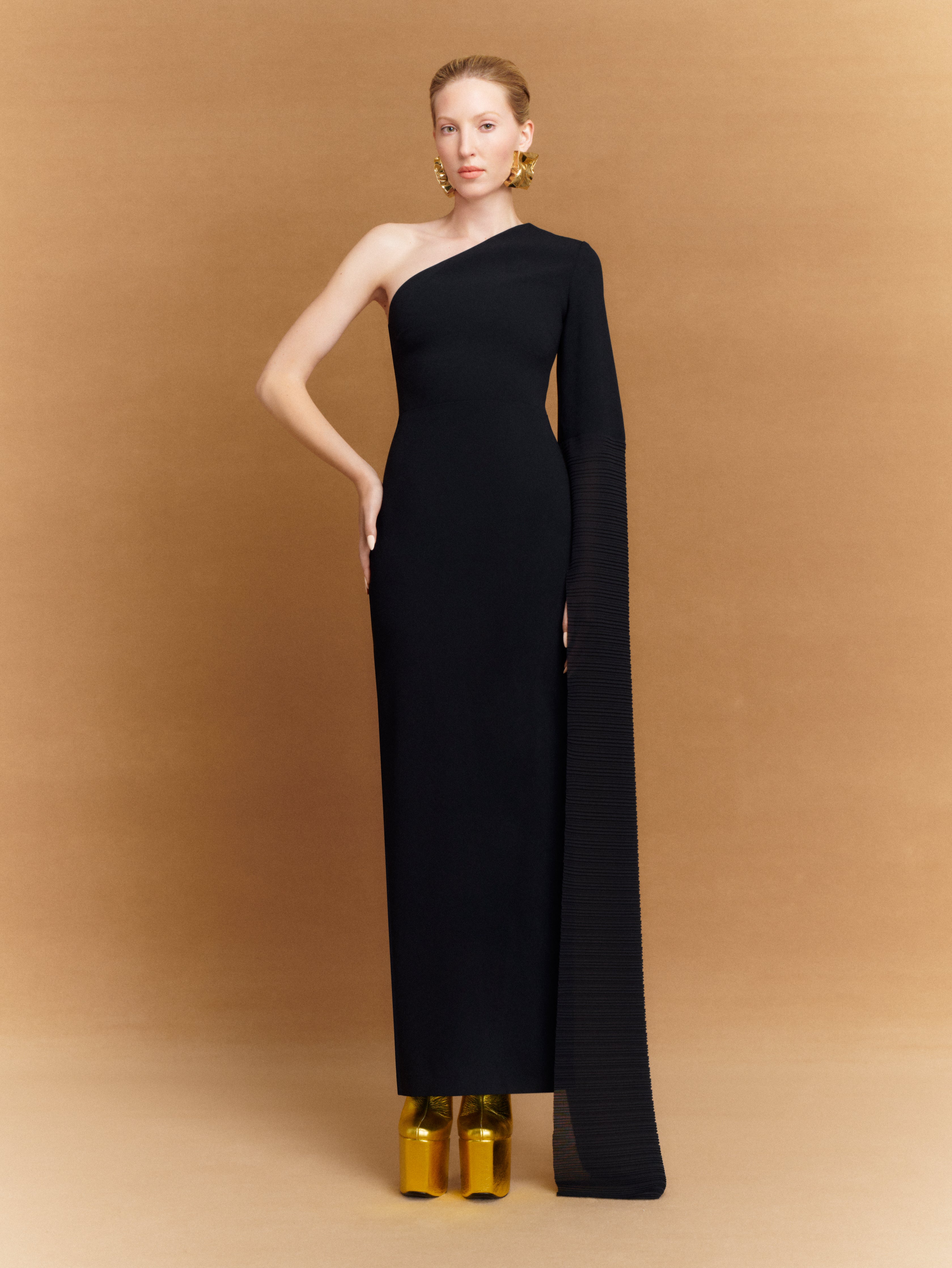 The Sylvia Maxi Dress in Black – Solace London