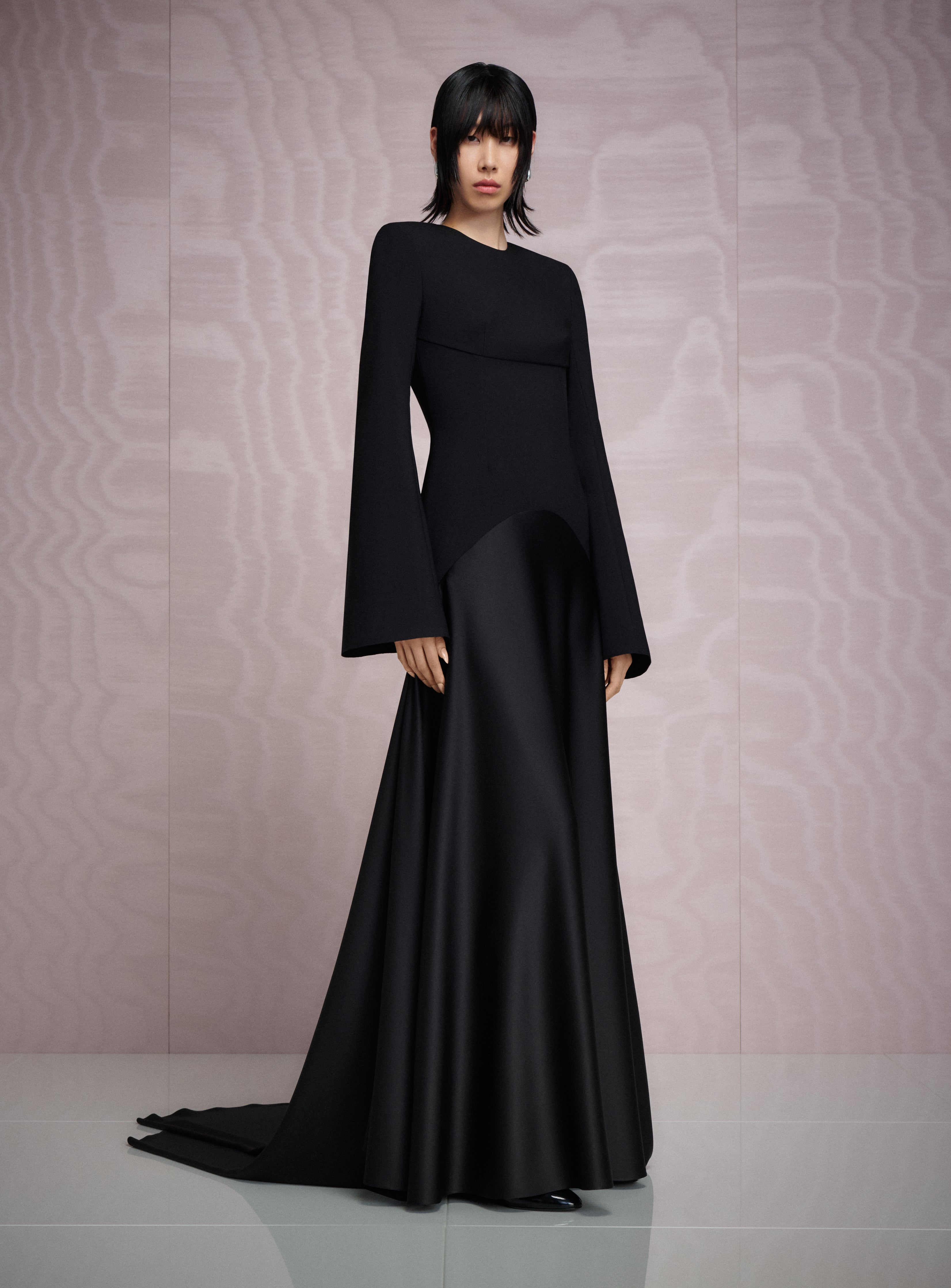 solace london long sleeve dress The Claudine Maxi in Black Size:Child-11 designer maternity dress FÅGELFJÄLLET 6-drawer dresser - Cut to a floor