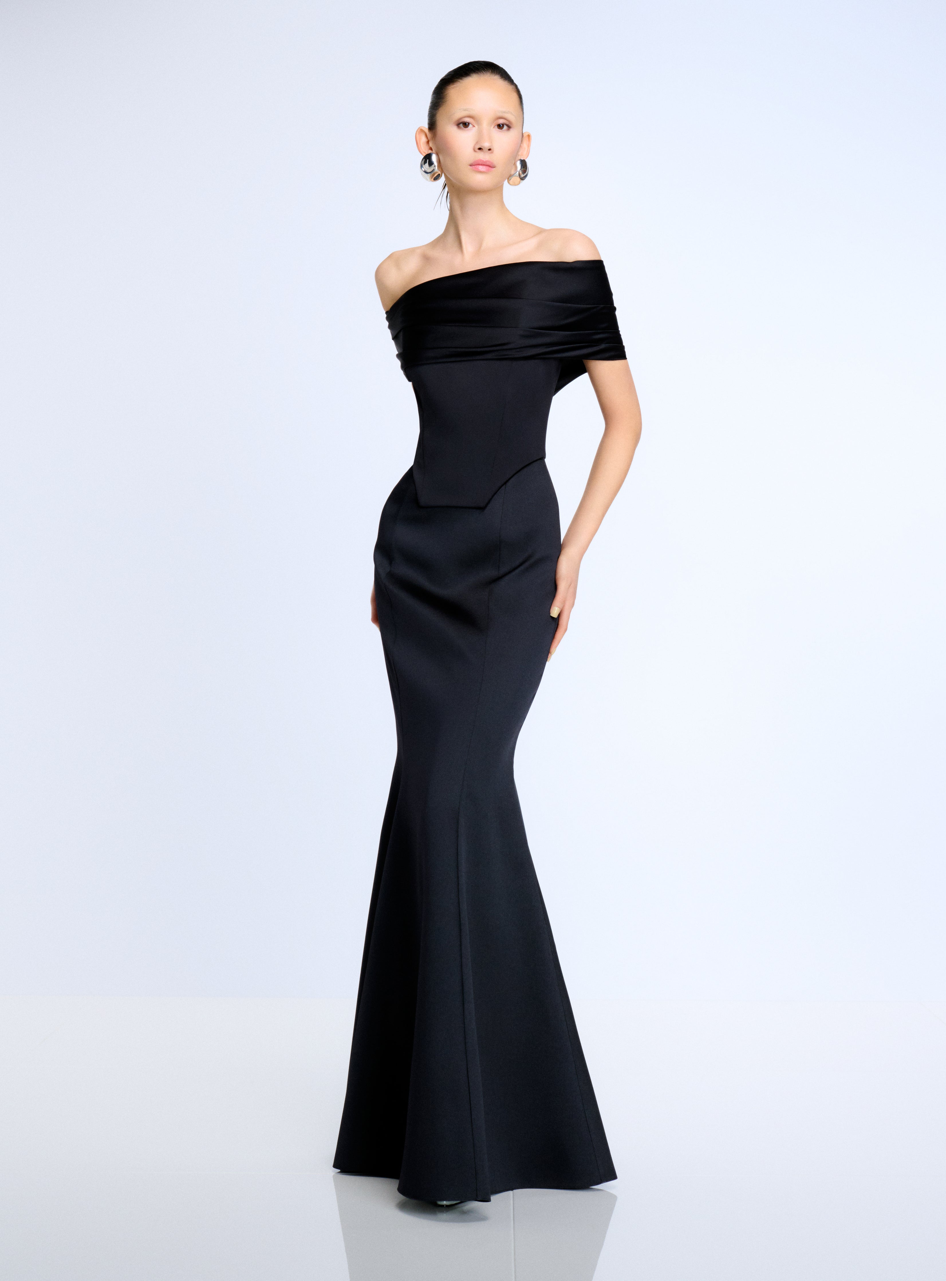 solace london dress black The Alta Maxi in and Solace London makes