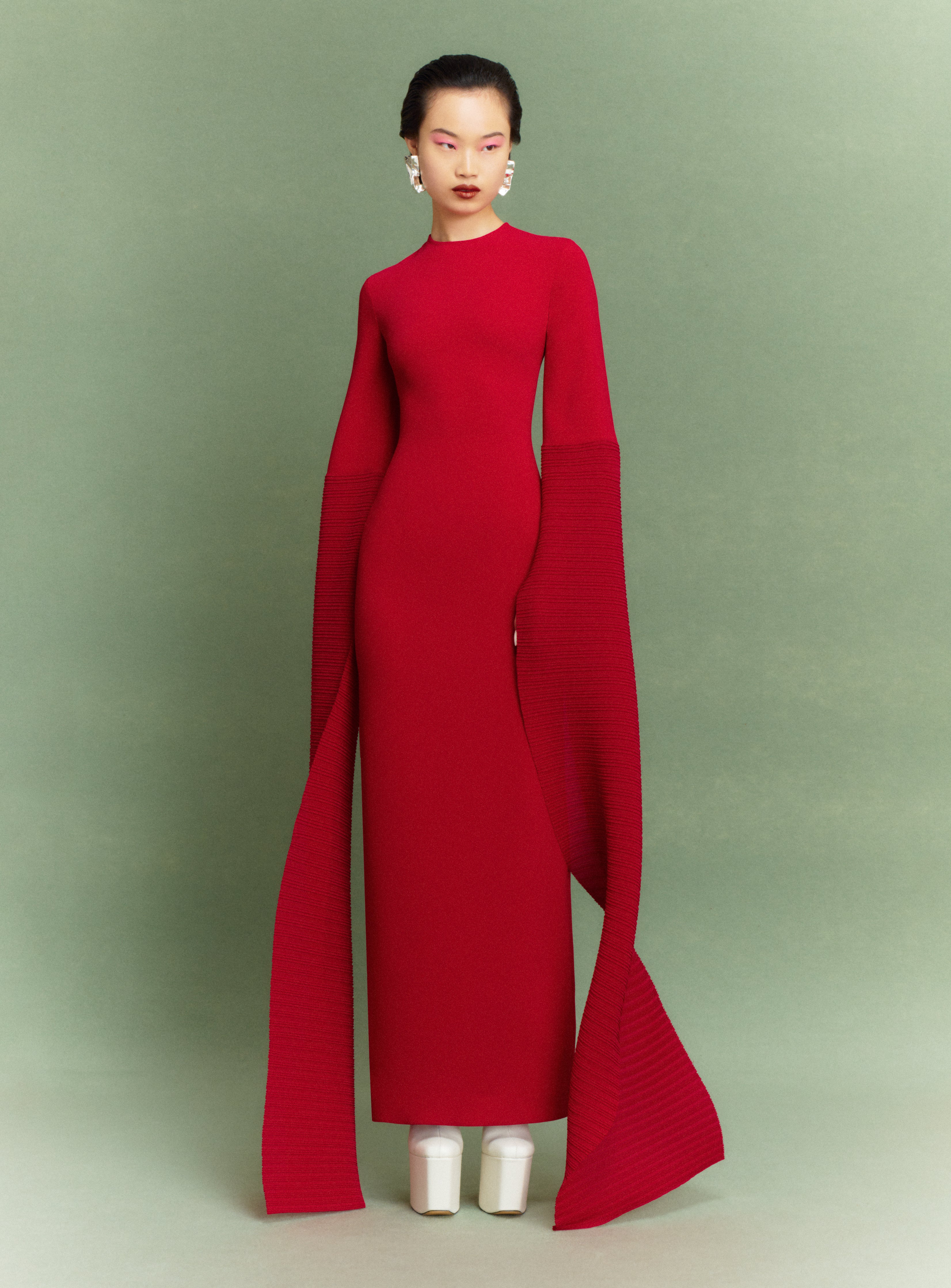 The Naomi Maxi Dress in Ruby – Solace London