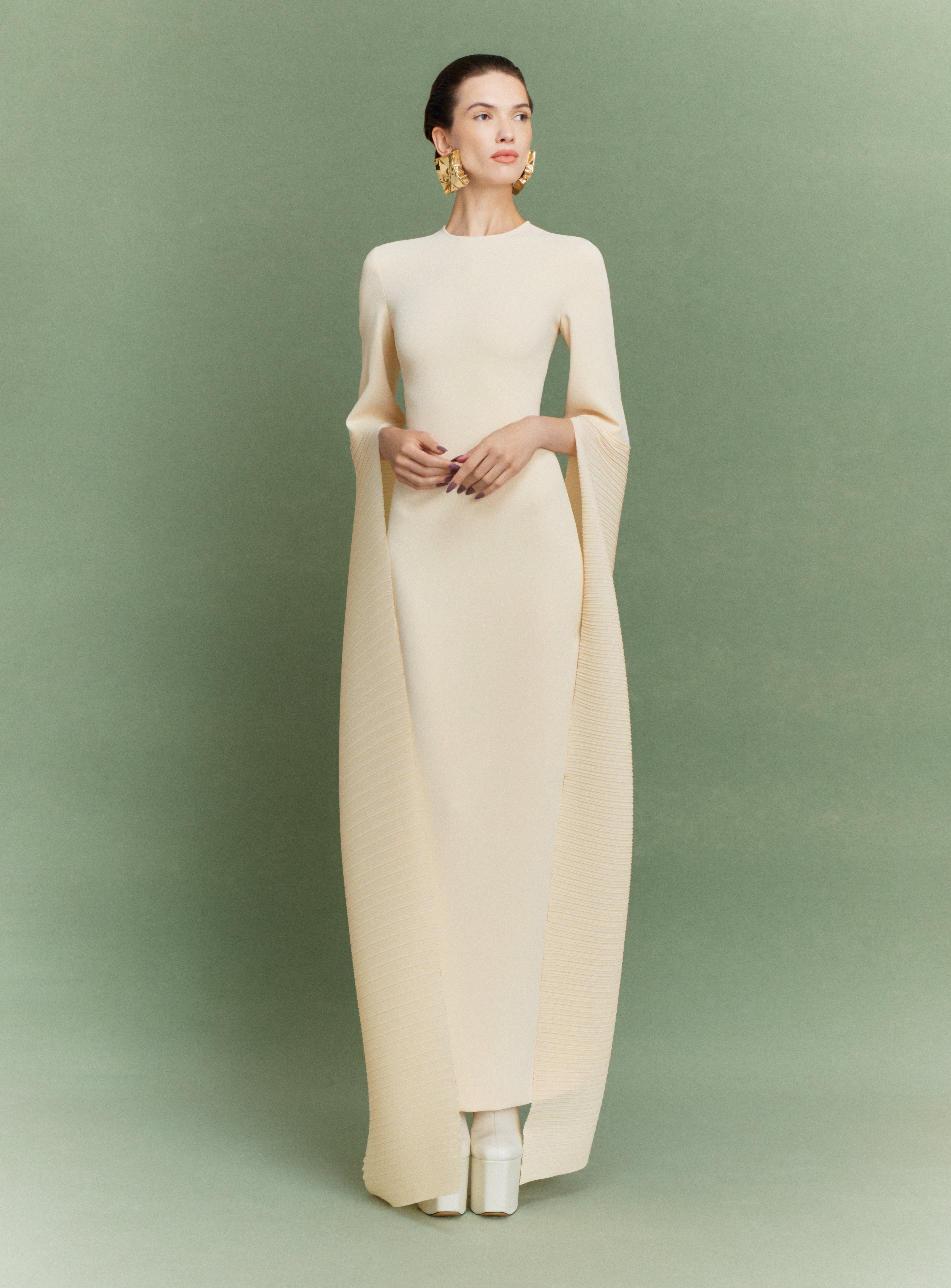 The Naomi Maxi Dress in Alabaster – Solace London