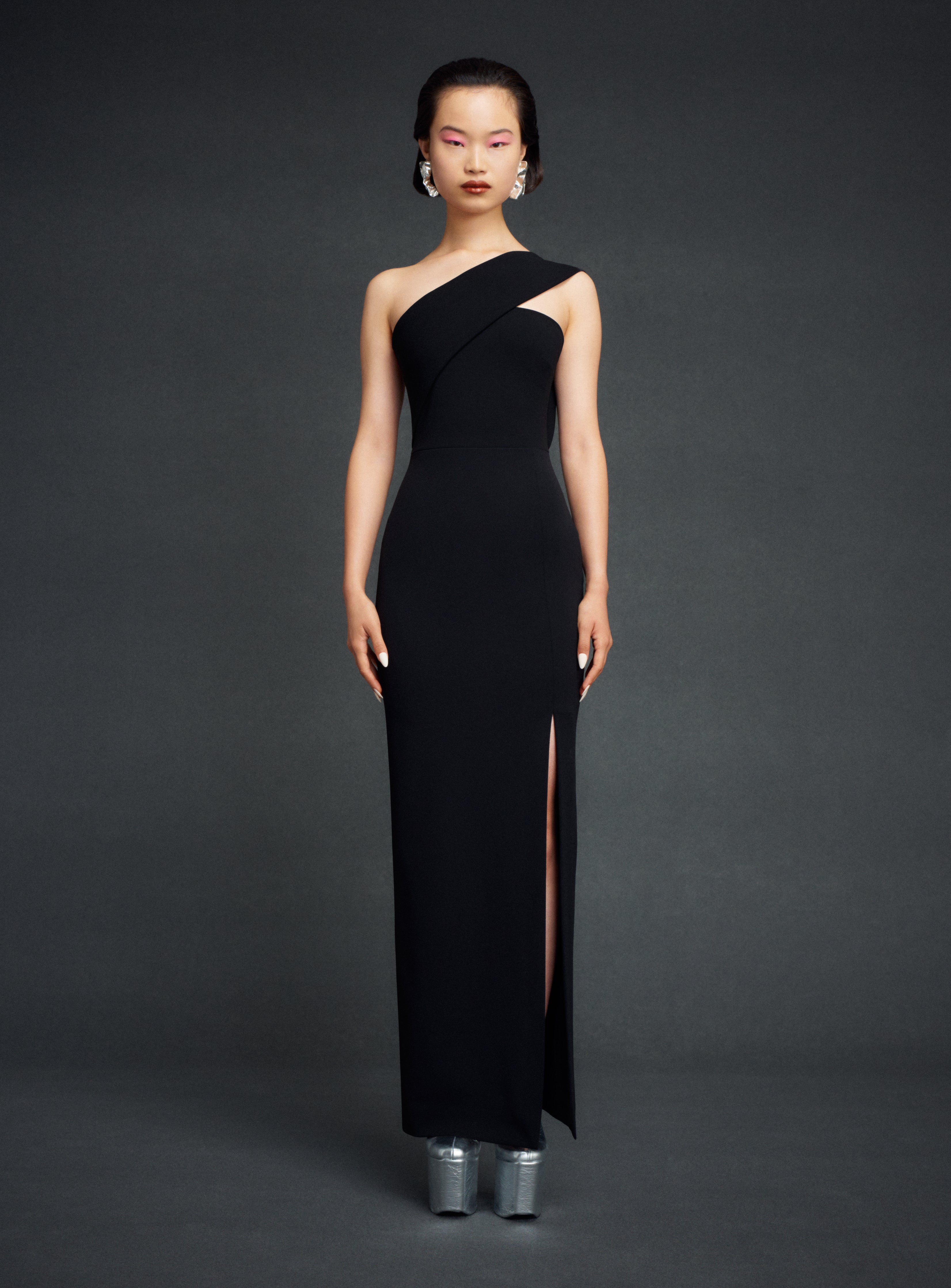 sleeveless beaded cocktail dress V-Neck Off-Shoulder Fully Sequined Evening Gowns Pleated Mermaid Prom adding a contemporary edge for daughter Hollow Out Mesh Sheer Shoe Size:Size 9 1/2 Wide Male - Size 11 1/2 Wide Female