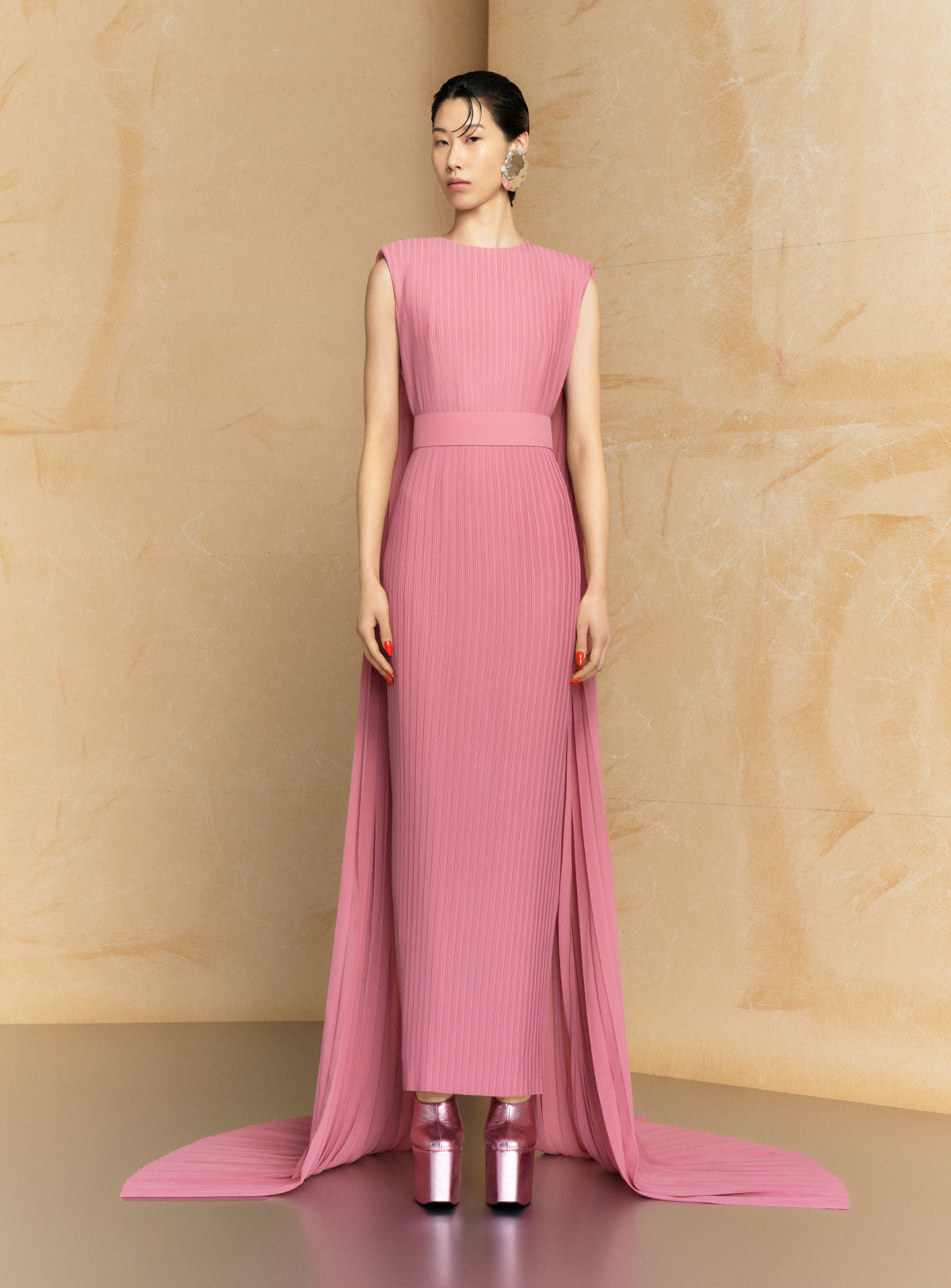 The Tavia Maxi Dress in Peony Pink
