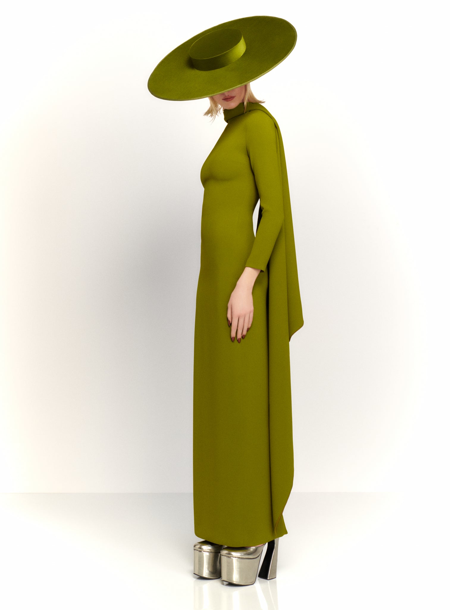 The Luisa Maxi Dress in Sweet Pea Green