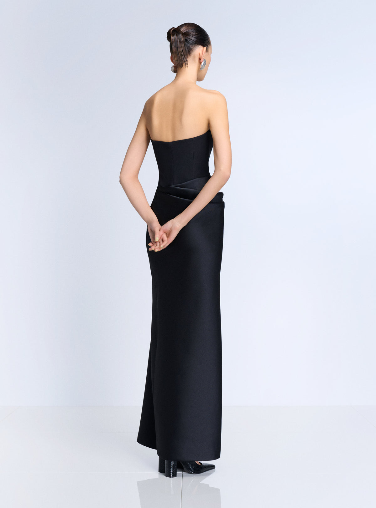 The Seri Maxi Dress in Black