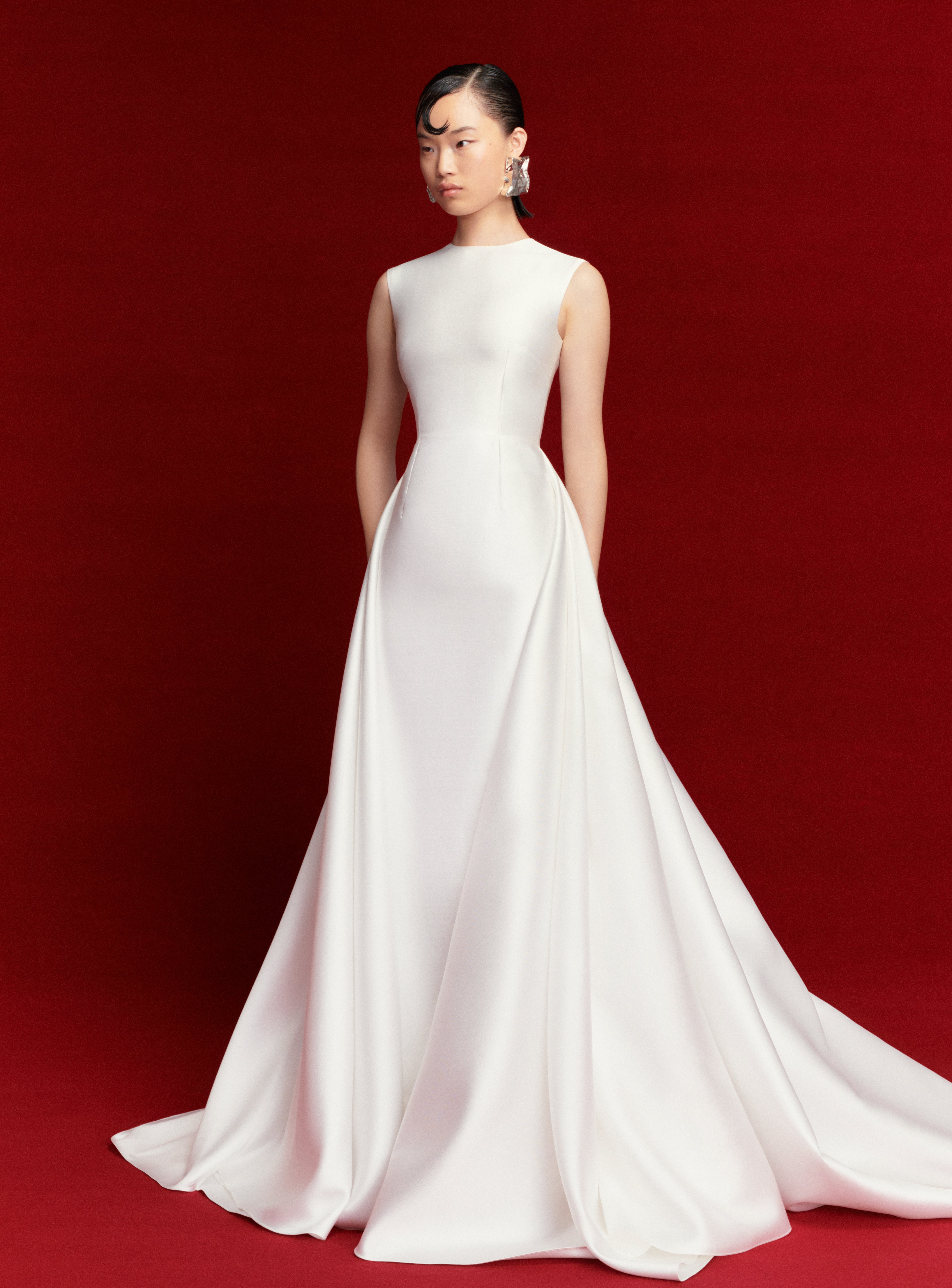 The Larsen Maxi Dress in Cream Robes de mariée The Wedding Explorer