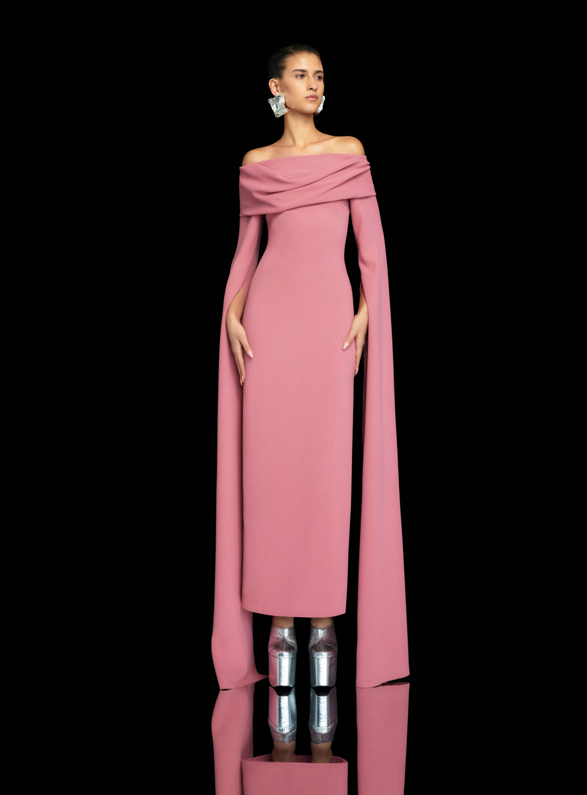 The Nuri Maxi Dress in Peony Pink