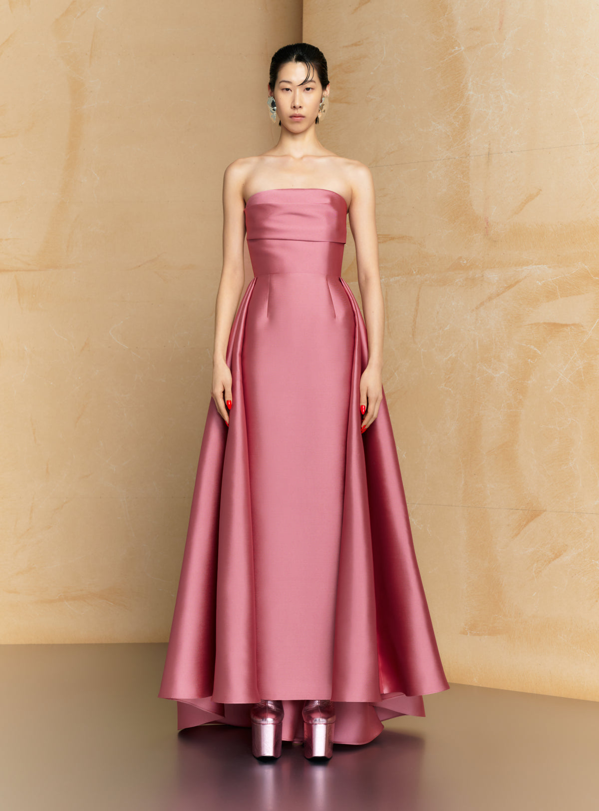 The Tiffany Maxi Dress in Peony Pink