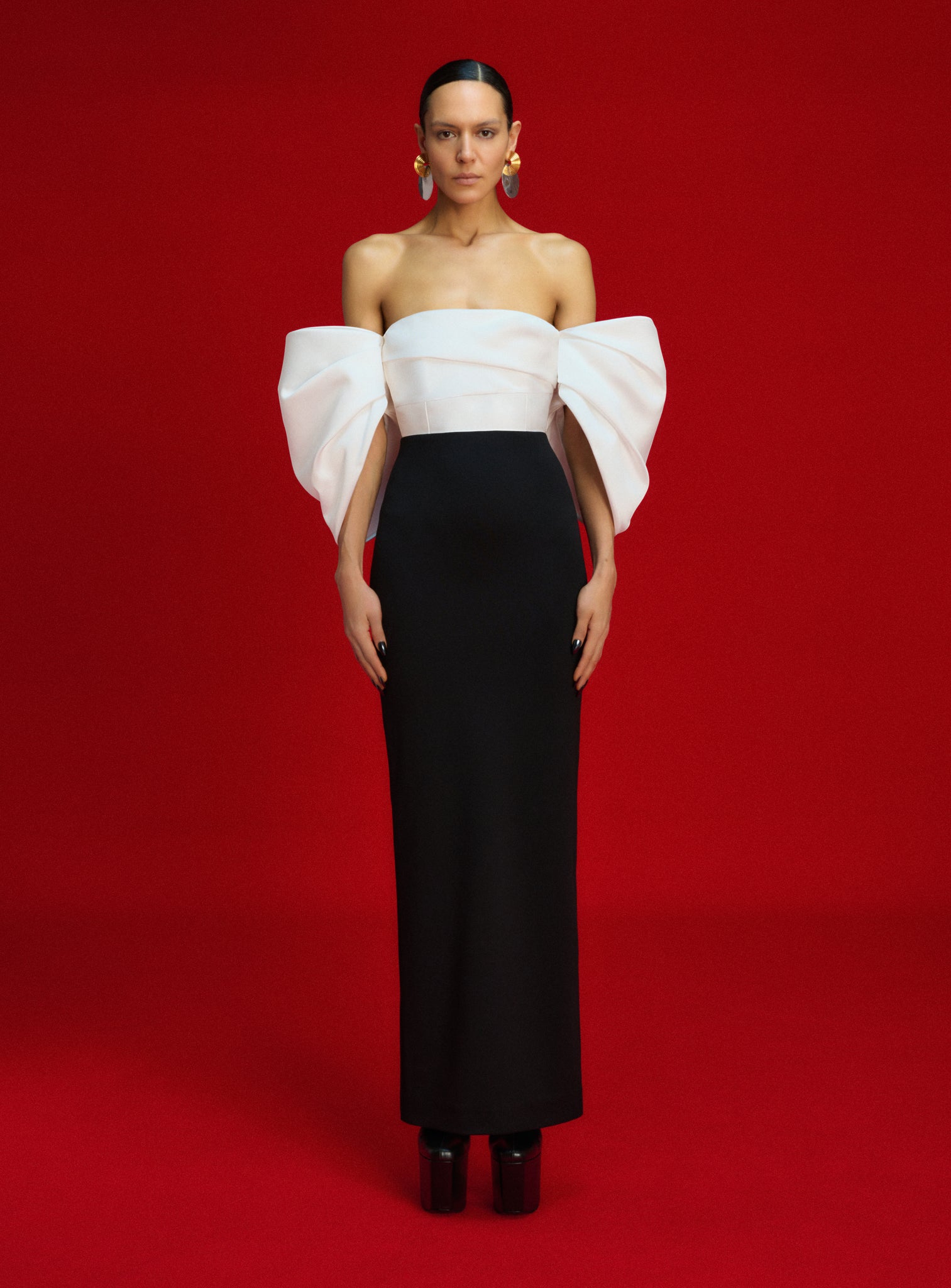 The Eva Maxi Dress in Cream and Black Solace London The Eva Maxi Dress in Cream and Black Solace London
