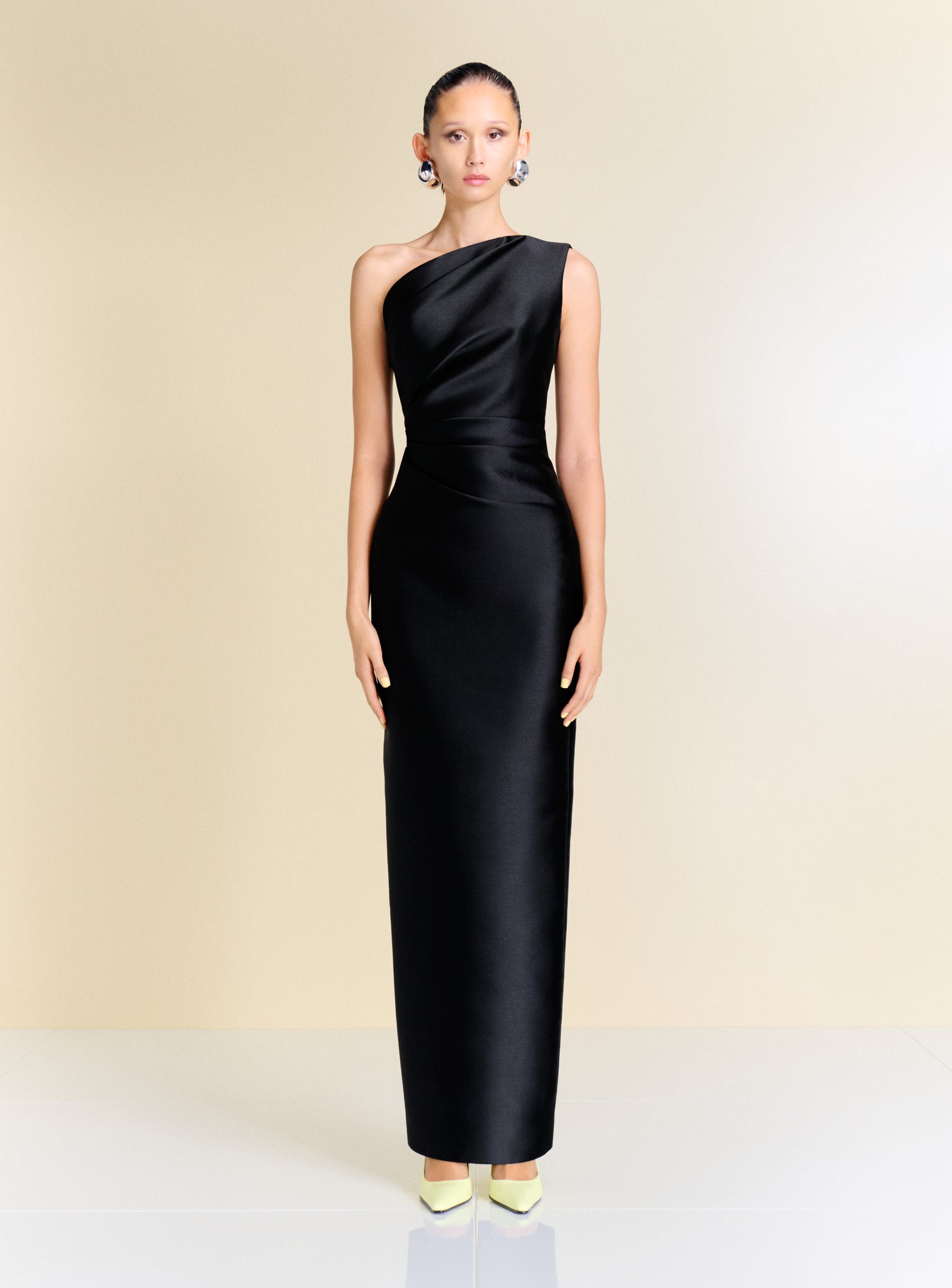 The Kira Maxi Dress in Black – Solace London