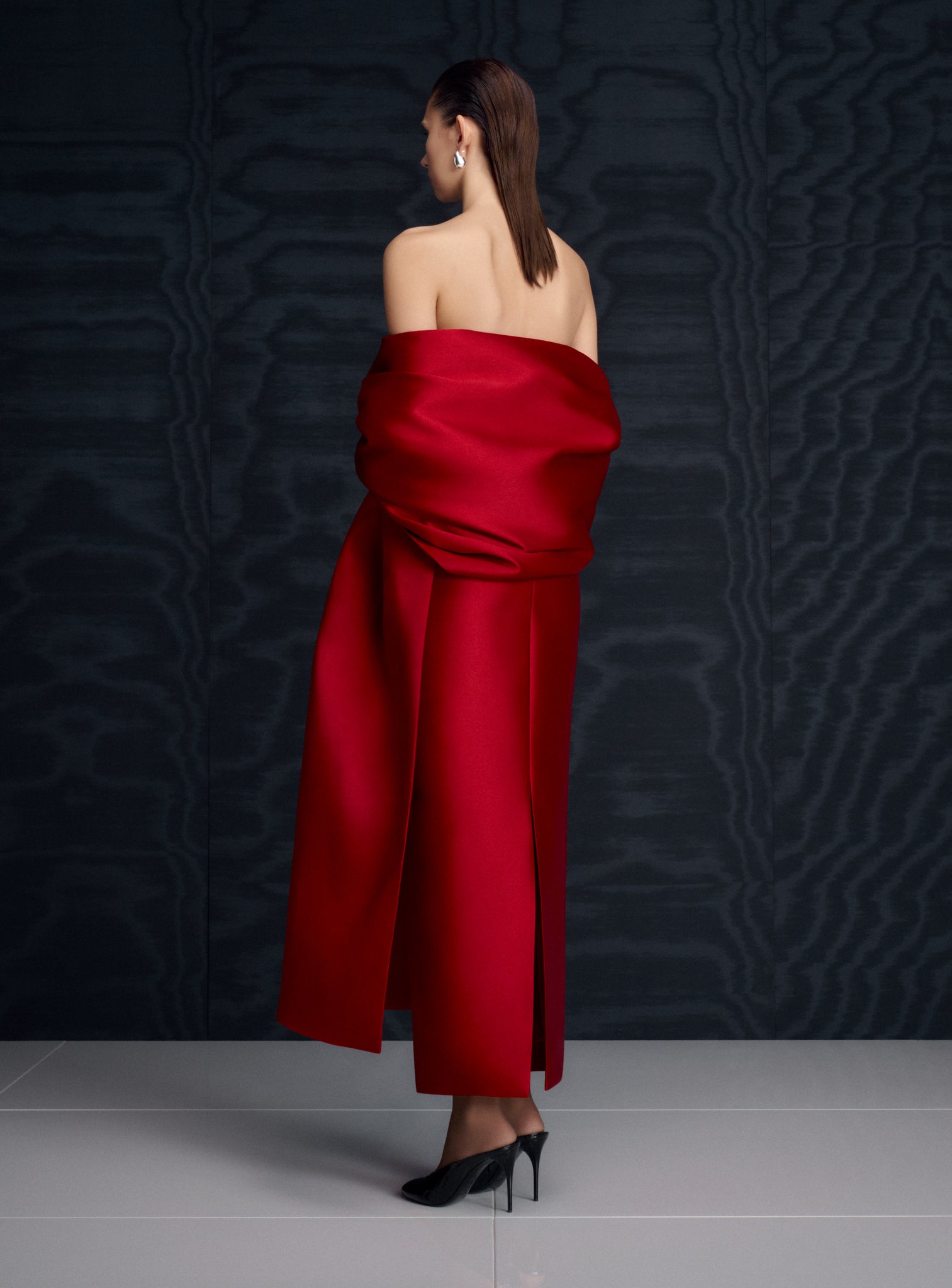 The Renee Midaxi Dress in Crimson Red