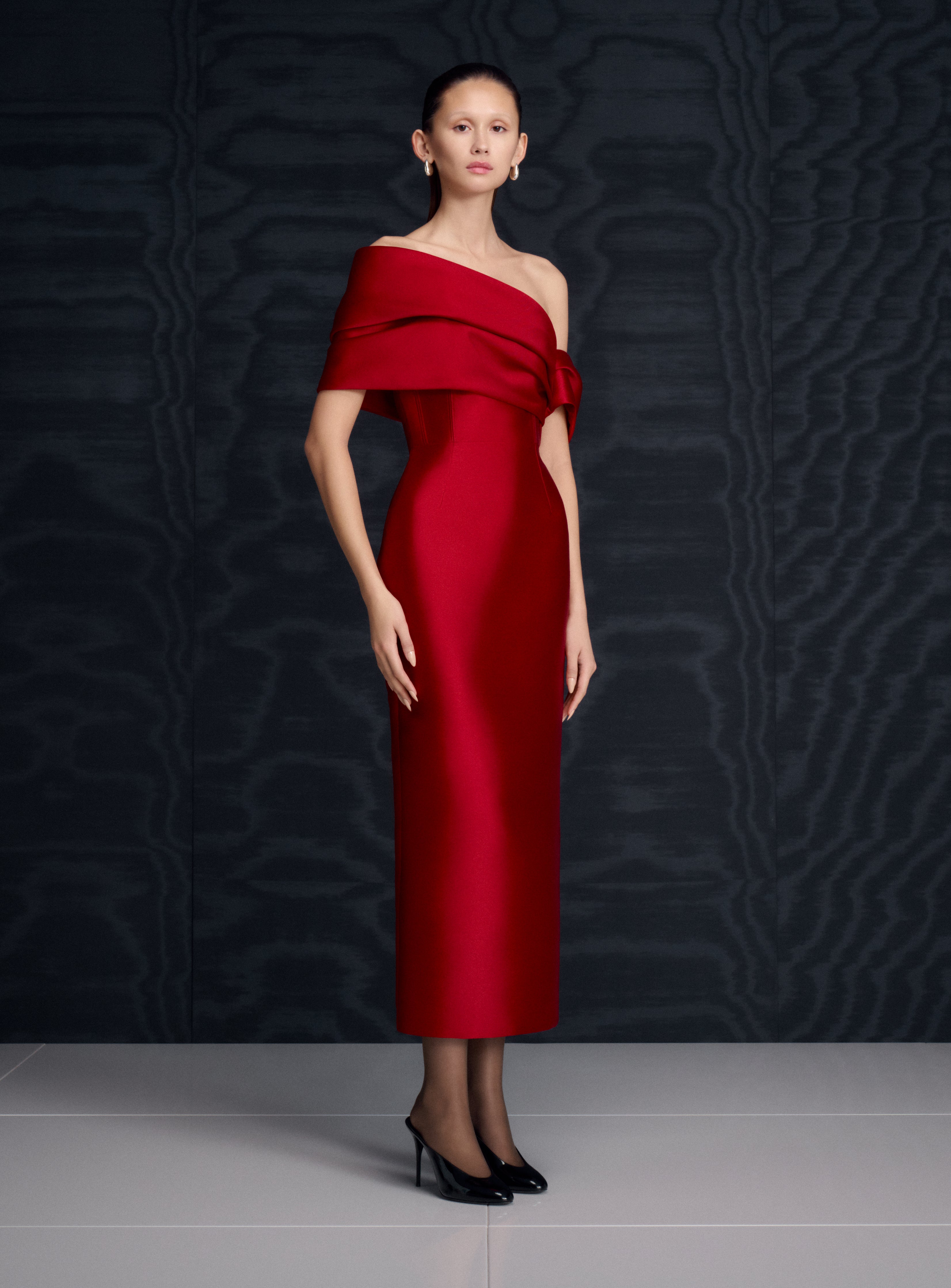 The Mirla Midaxi Dress In Crimson Red Solace London the-mirla-midaxi-dress-in-crimson-red-solace-london