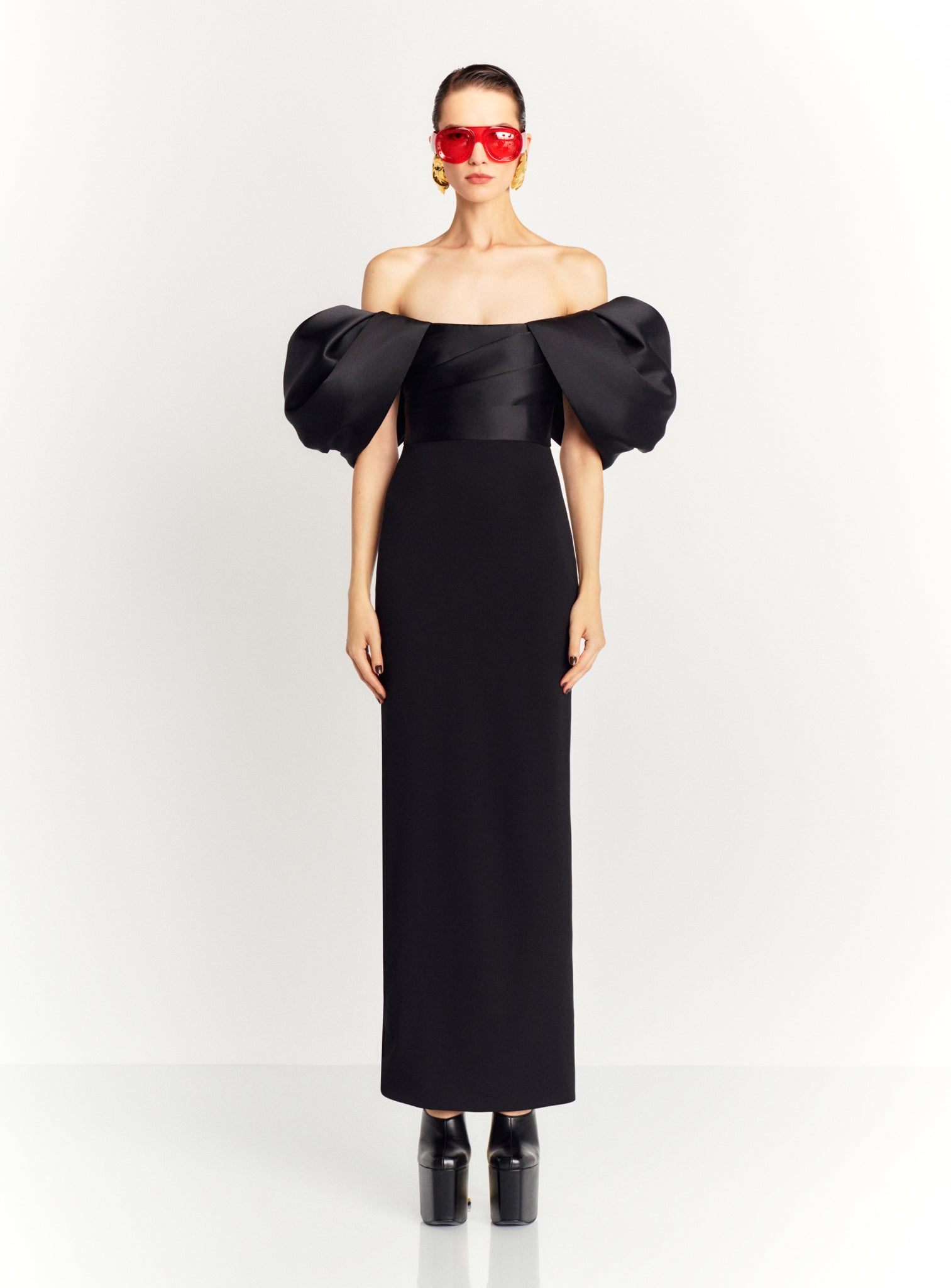The Sian Maxi Dress in Black