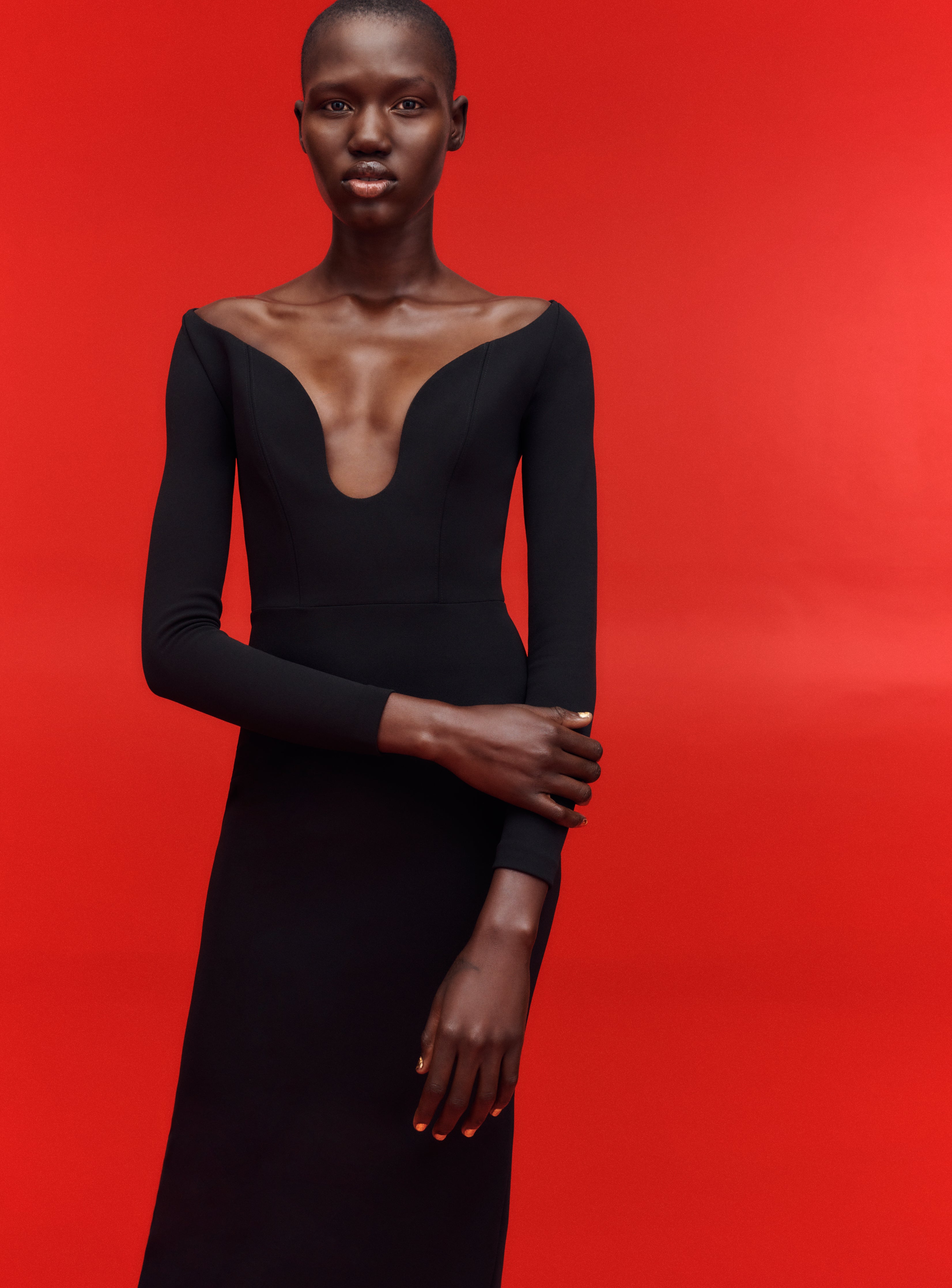The Sanna Maxi Dress in Black – Solace London