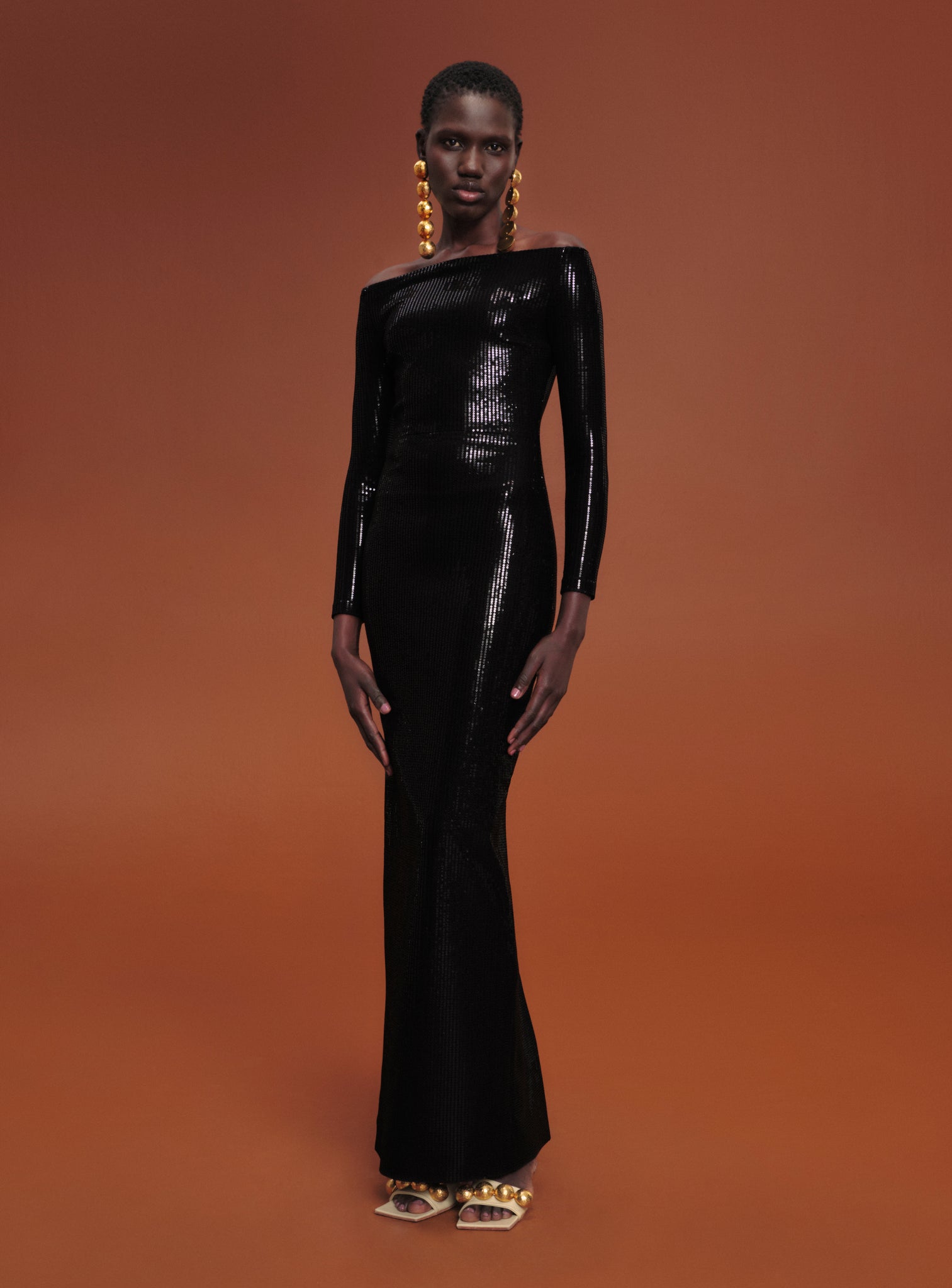 The Ruby Maxi Dress in Aubergine Solace London The Ruby Maxi Dress in Aubergine Solace London