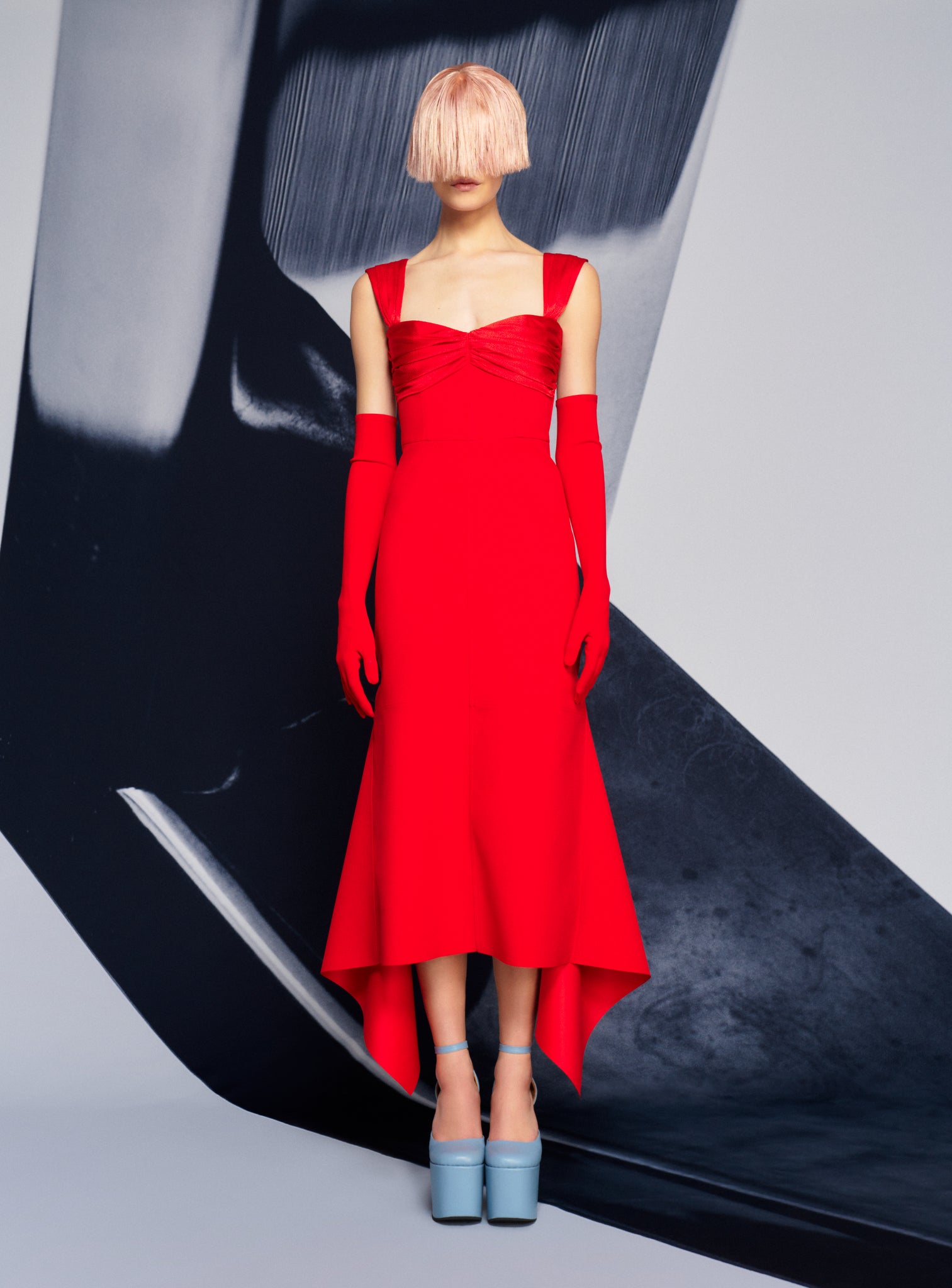 talulah dahlia midi dress Dressed to impress! Ali has the Dahlia Midi styled to perfection! Featuring a poppy white heel and a stylish Jacquemus bag, this ensemble embodies modern elegance with a touch of playfulness