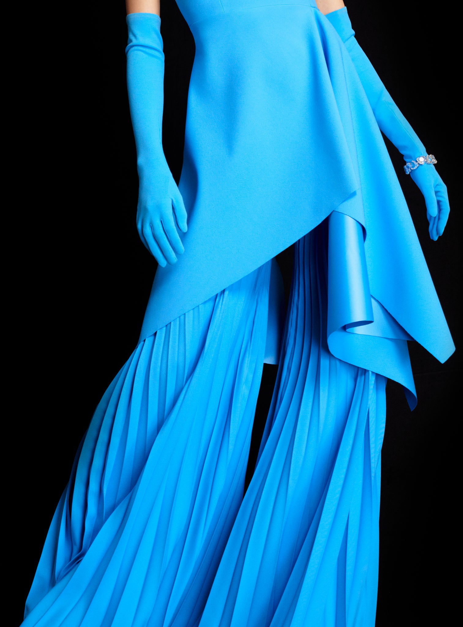 The Iris Trouser in Blue
