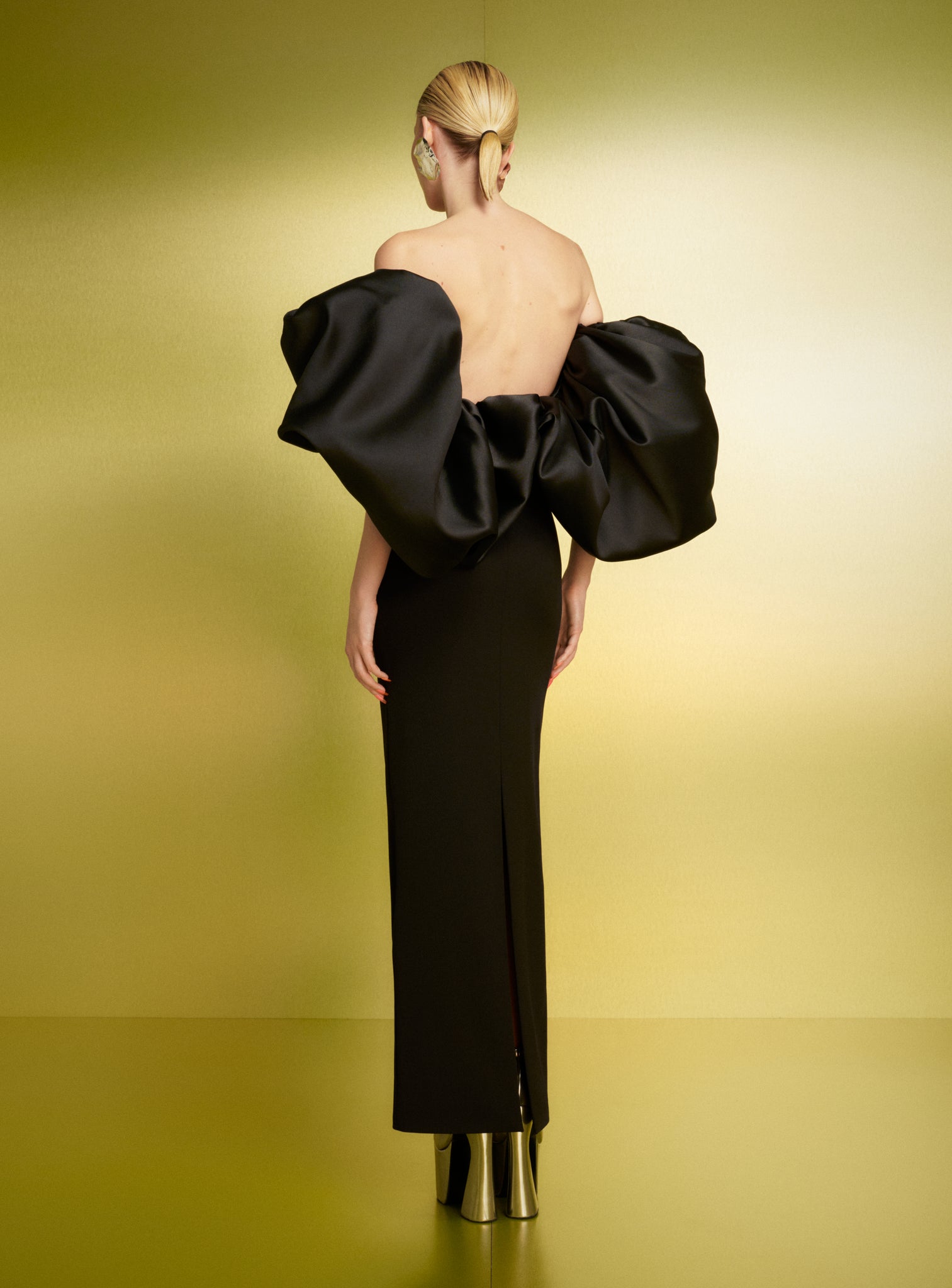 The Pia Maxi Dress in Black