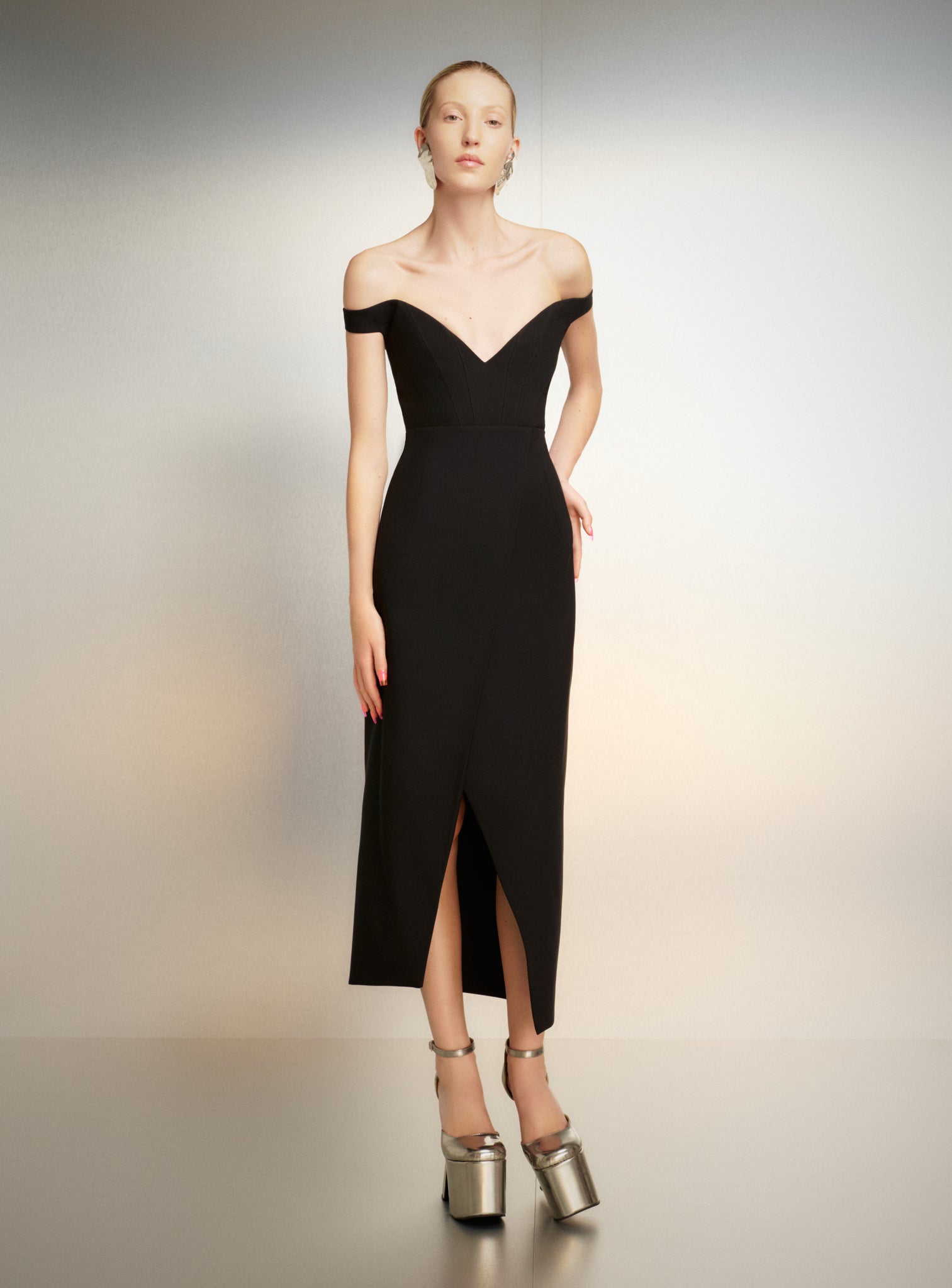 Solace London | The Karter Midi Dress in Black